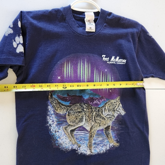 Vintage Howling Wolf Fort McMurray Canada Short Sleeve Graphic T-Shirt Medium - Picture 10 of 12